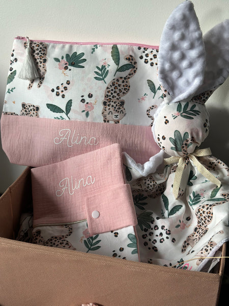 Protège carnet de santé DOUBLE GAZE ROSE PANTHÈRE CHEETAH