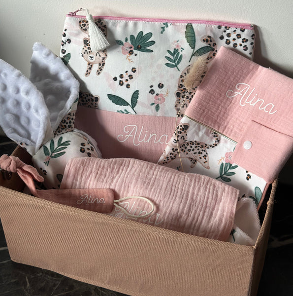 Protège carnet de santé DOUBLE GAZE ROSE PANTHÈRE CHEETAH